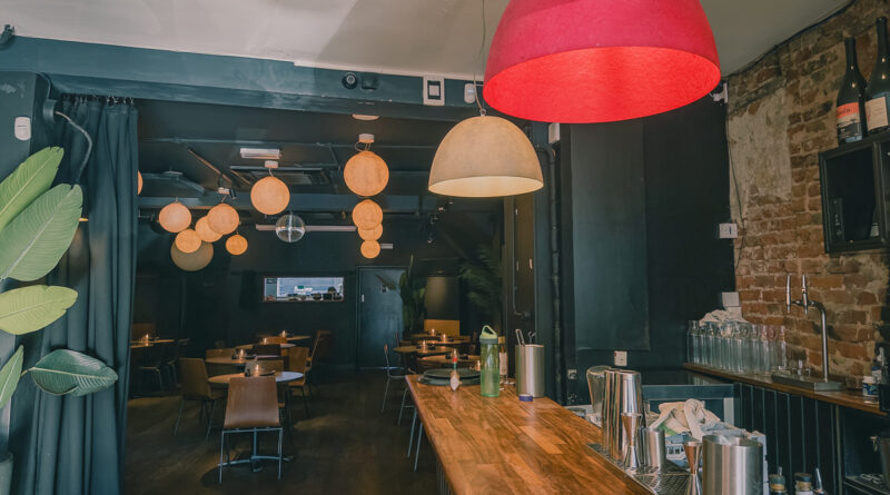 Brilliant Corners, Dalston (London): natural wine, Japanese food and music