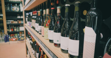 Tasting amazing Greek wines at Mr Vertigo, Athens