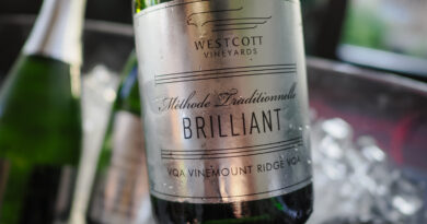 Canadian Sparkling Wine: a rare tasting crossing the country, with 24 different wines